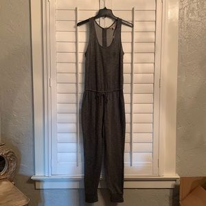 NWT Grey jumpsuit size xs Banana Republic